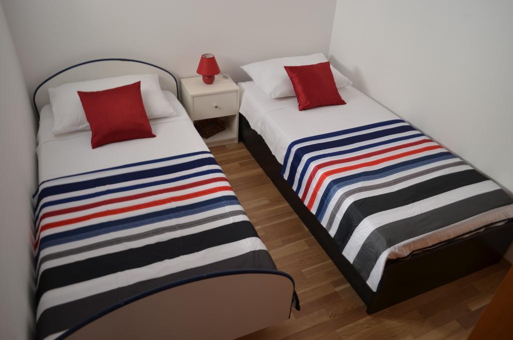 Apartment Luka Arbanasi Zadar Bagian luar foto
